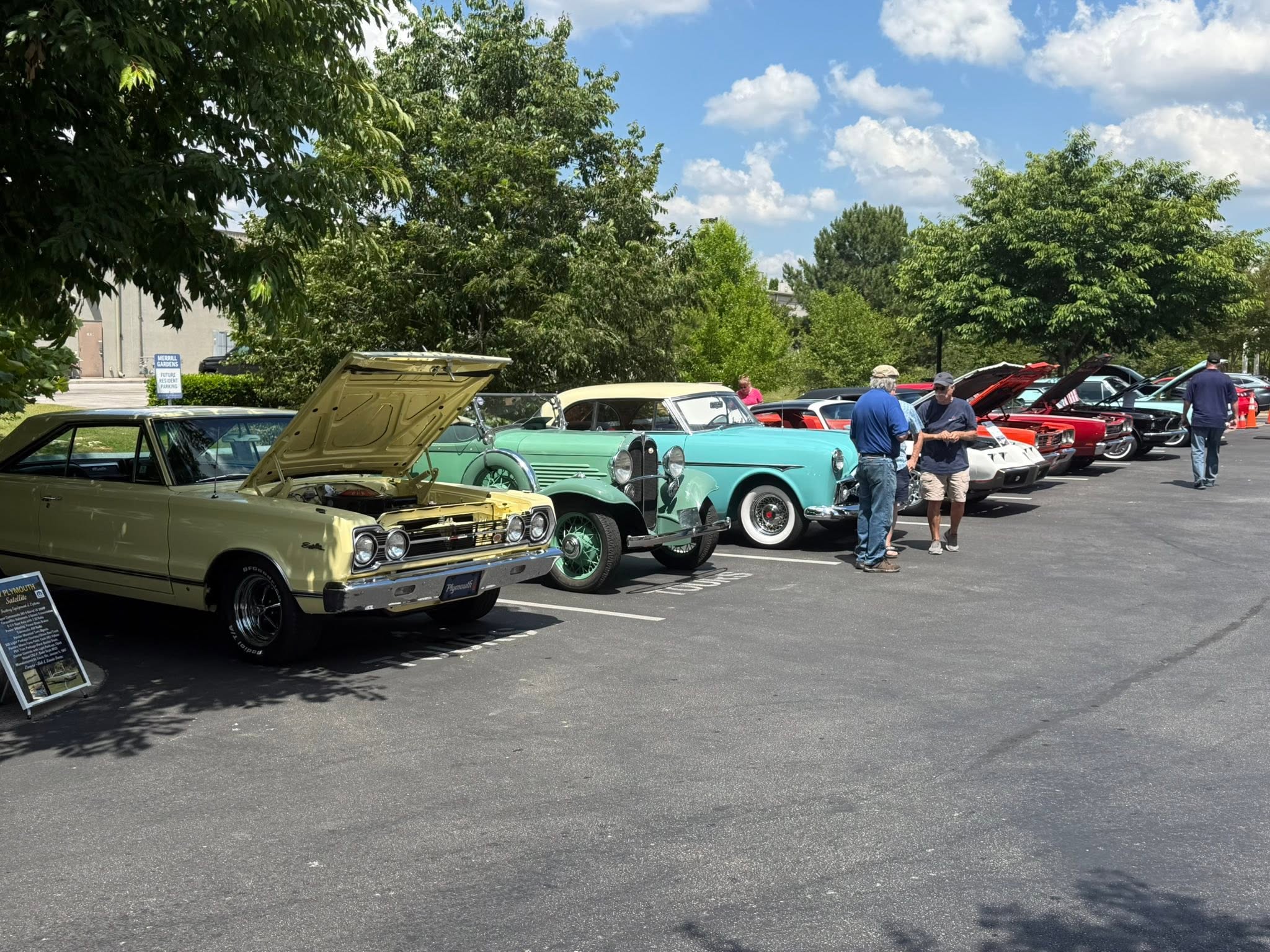 Car show picture