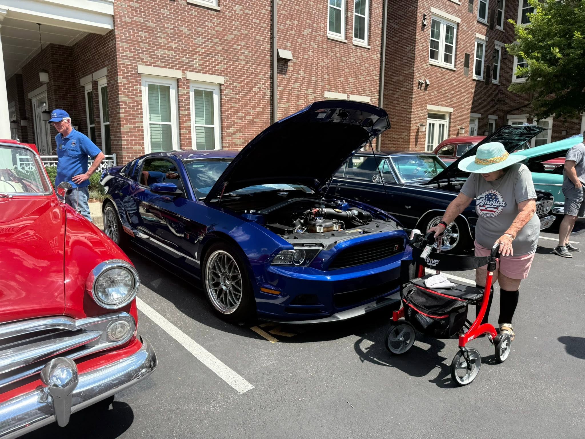 Car show picture