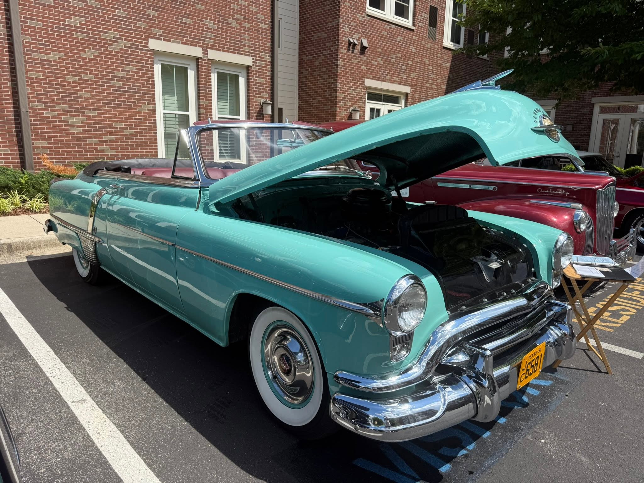 Car show picture