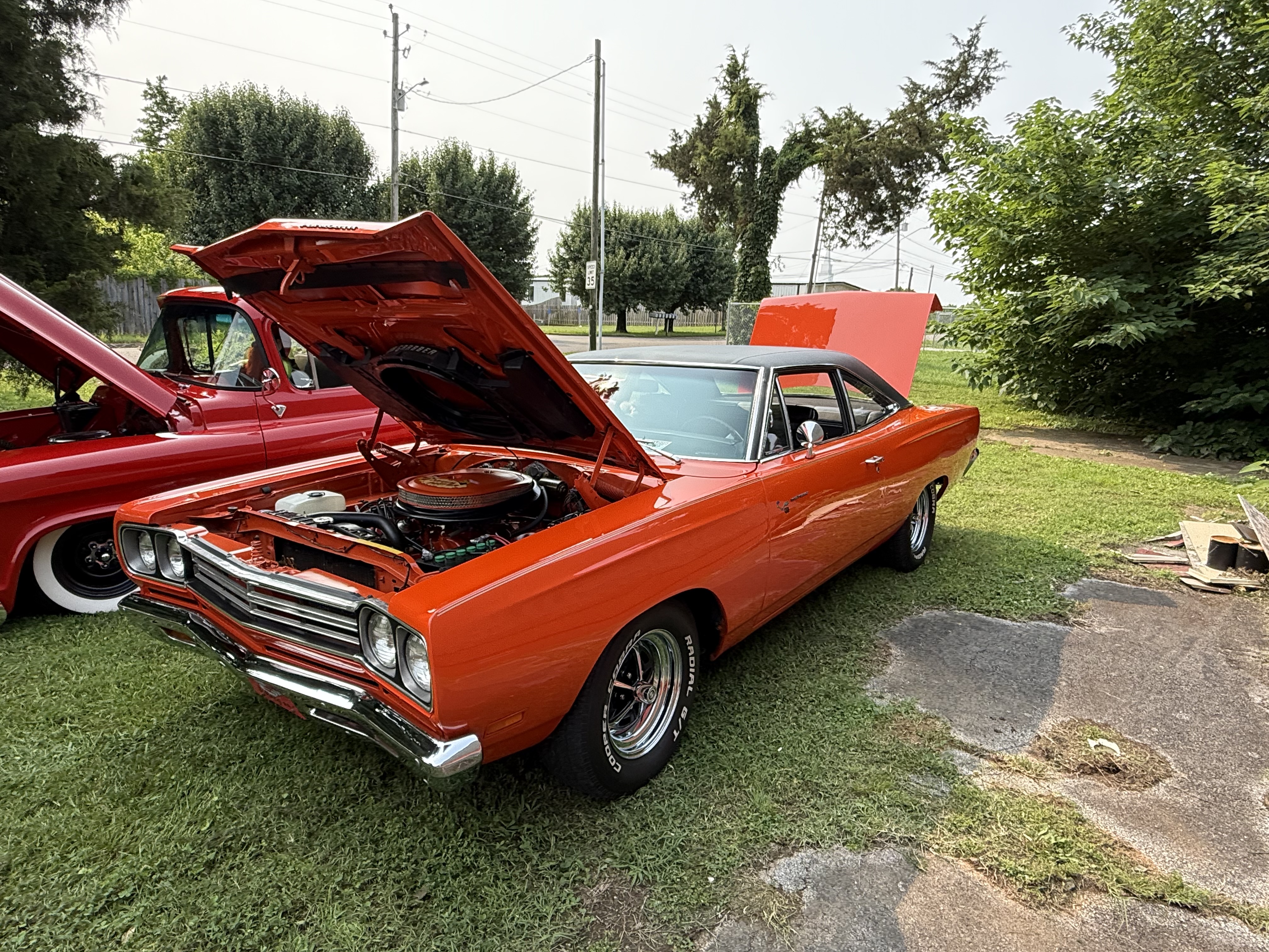 Car show picture