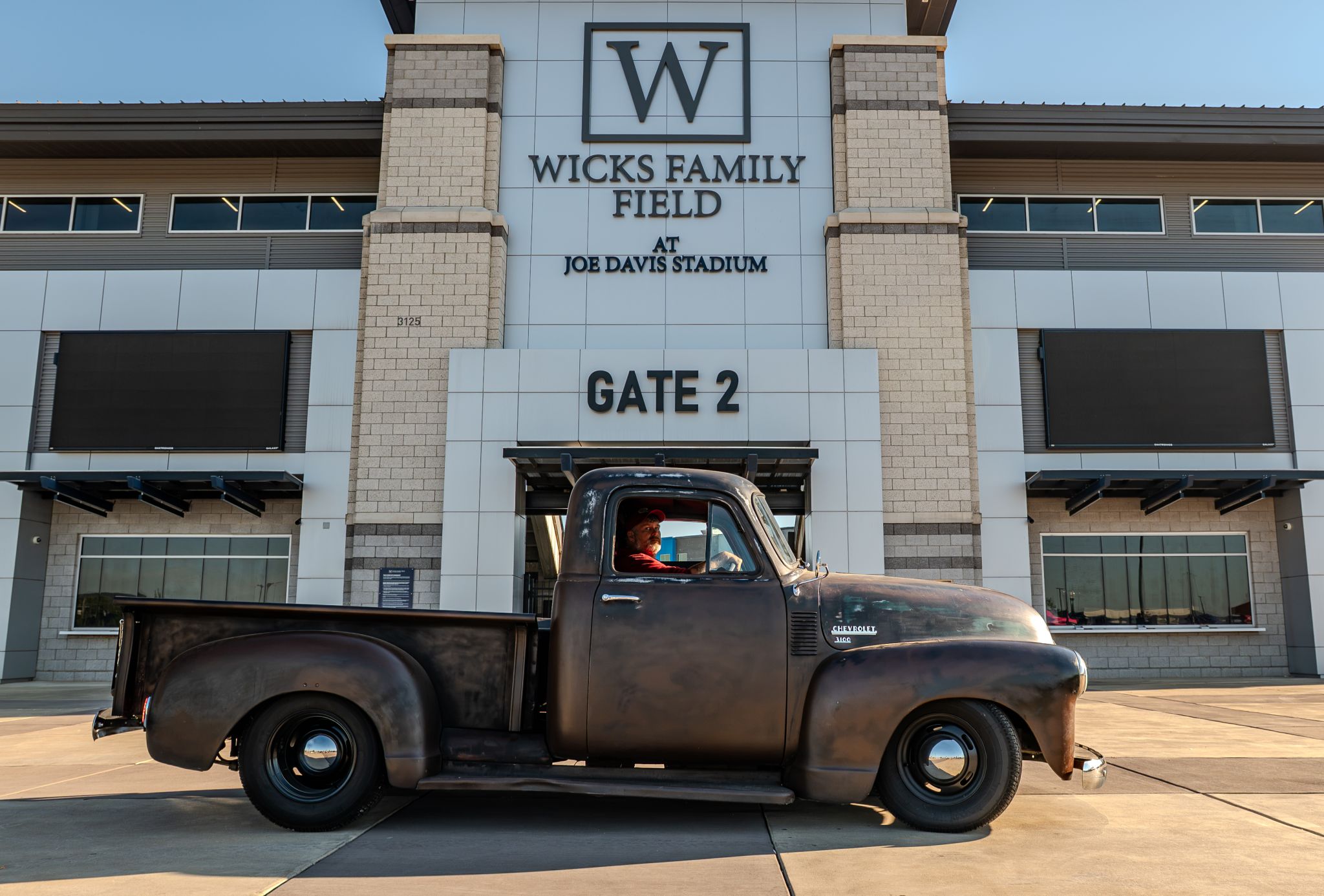 Car show picture